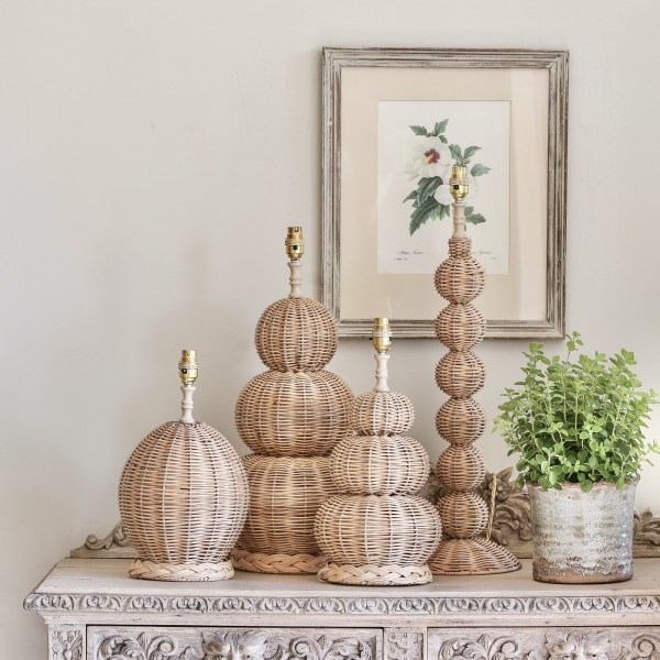 Rattan lampbases