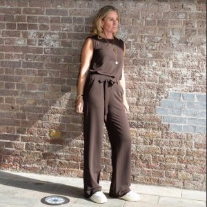 Goddess trousers in chocolate