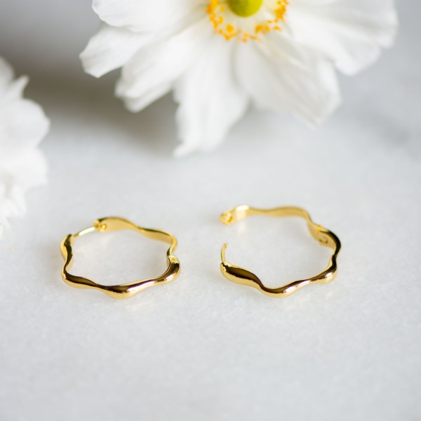 Gold Wave Hoops