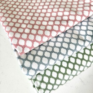 Cotton wipeable oilcloths in 5 sizes and 3 colours