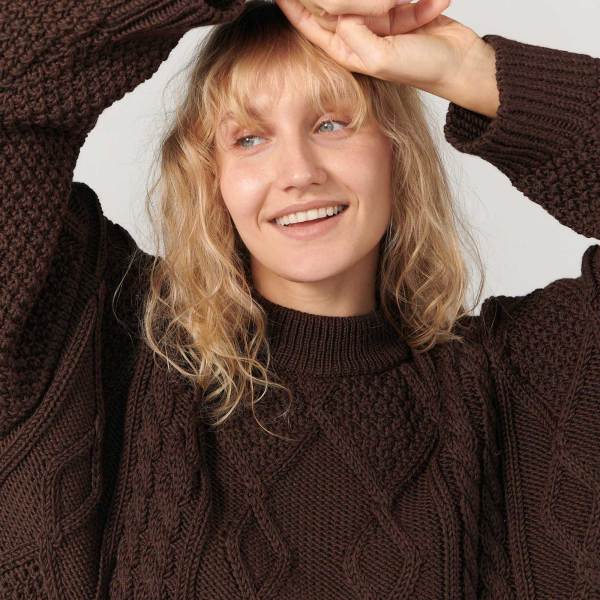 Nonna Cable Knit Merino Sweater in Chocolate