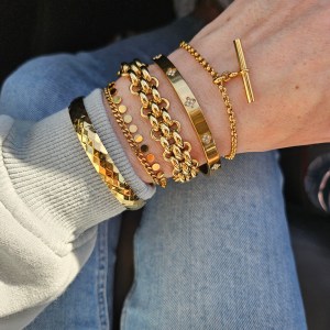 Vintage Style T Bar Bracelet