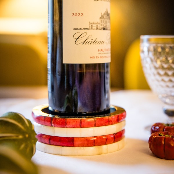 Red and white wine coaster