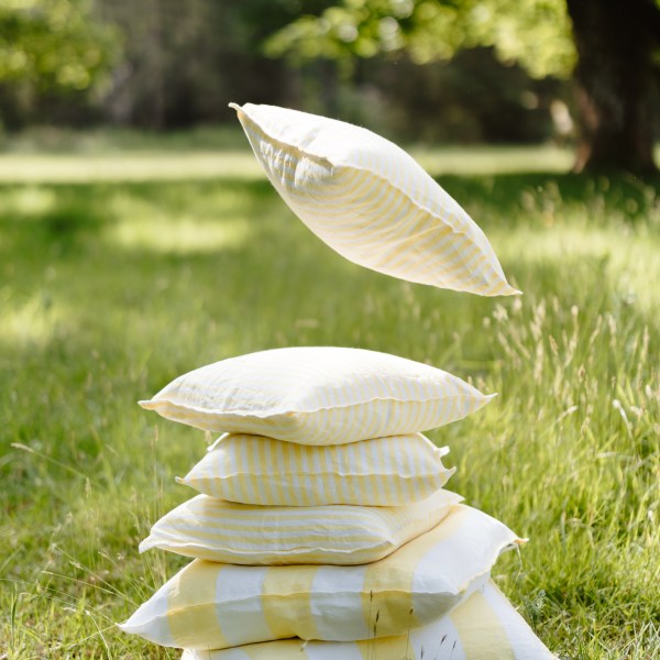 Lemon Grove Cushion Cover