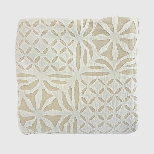 Cutwork Appliqué Cream Bedspread