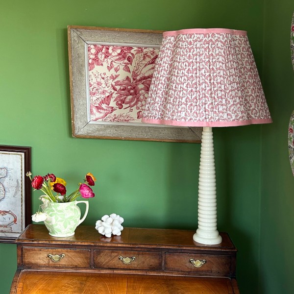 Jennie Pink Scalloped Pleated cotton Lampshade