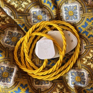 Buttercup 2m / 2-way socket - Lola's Leads Fabric Extension Cable