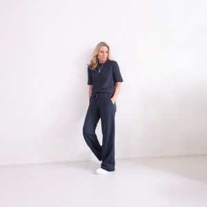 Perfect Tee in Midnight Navy