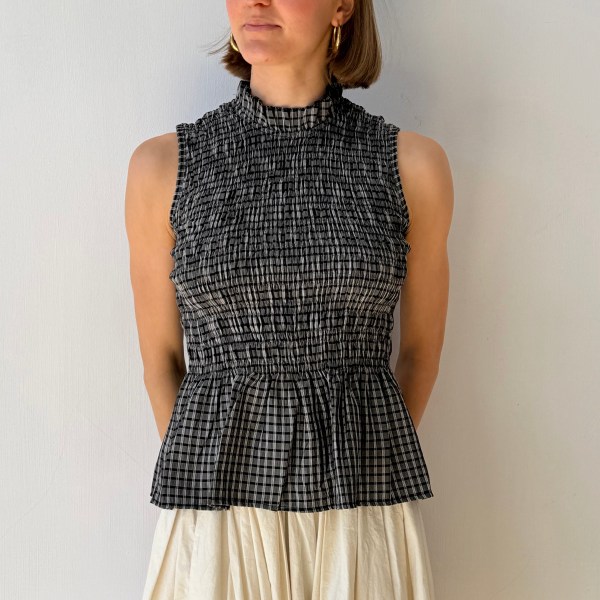 Leonora Smocked Blouse Sleeveless -Black