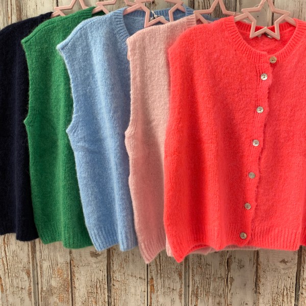 Baby Alpaca Mix Sleeveless Cardigan