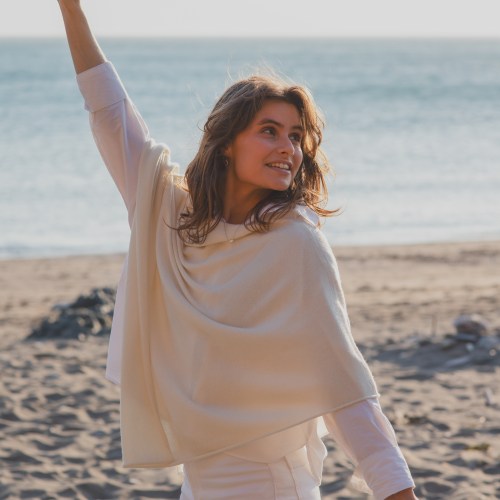 Poncho 100% Mongolian Cashmere in 3 colours