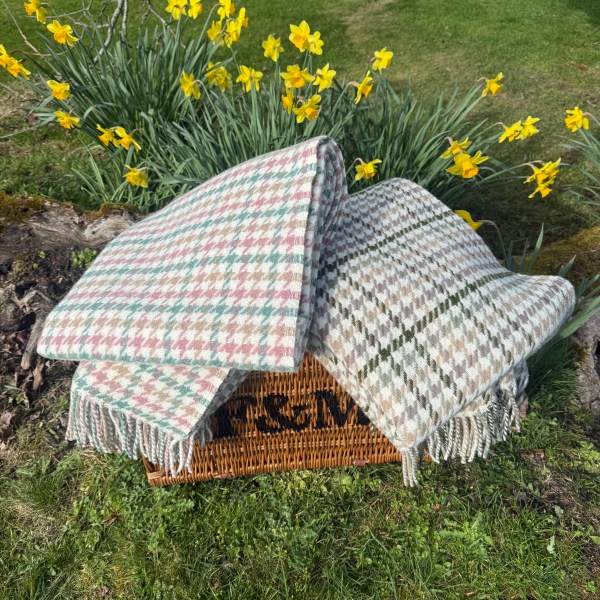 Houndstooth Coastal and Shepherd New Wool Throw