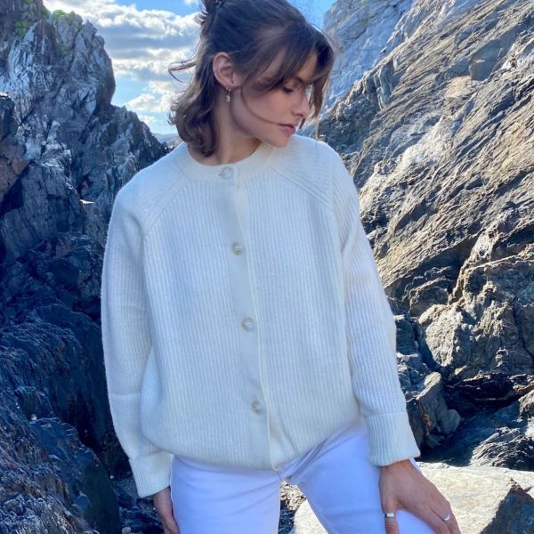Coco Cardigan 100% Mongolian cashmere in 4 beautiful colours